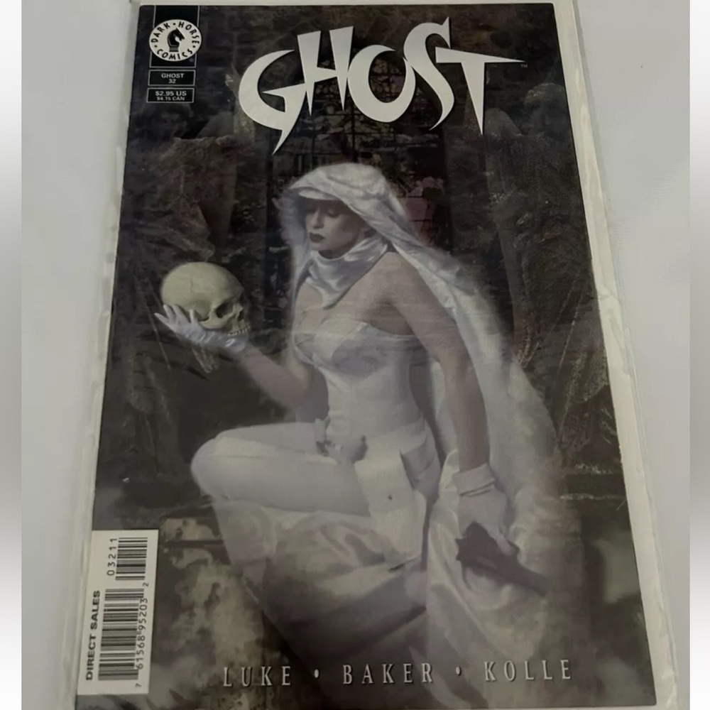GHOST Comic - No 32 - - Dark Horse Comic